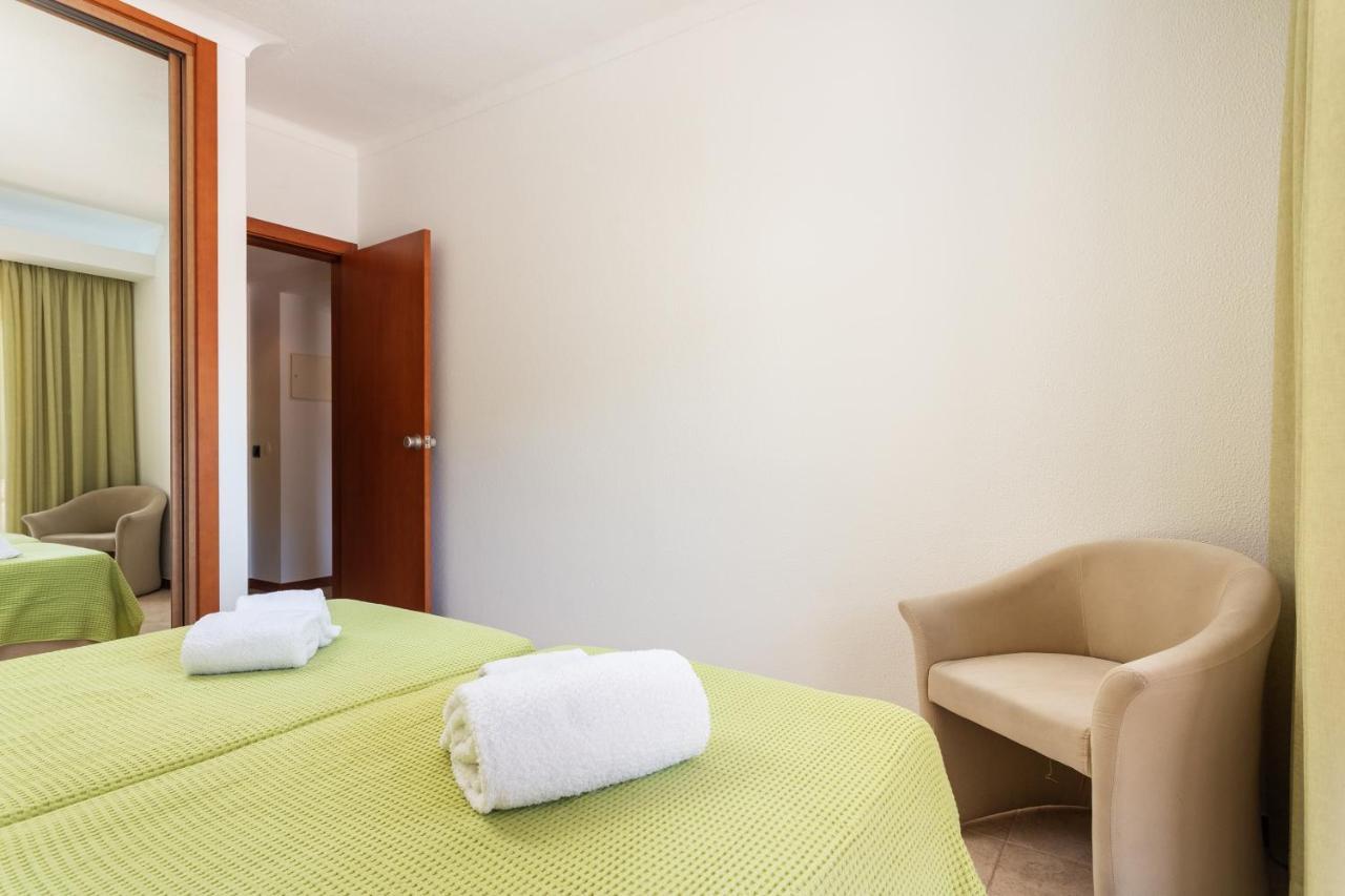 Host Wise - Bright Cozy Flats W Terrace & Pool Apartment Quarteira Exterior photo